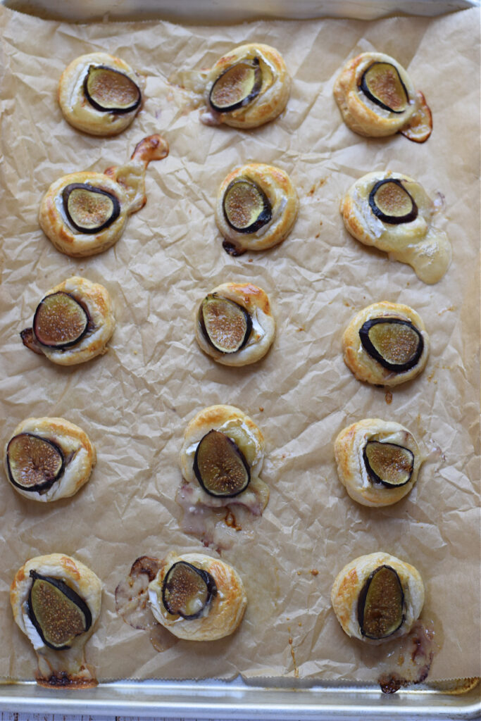 Baked fig and brie tarts.