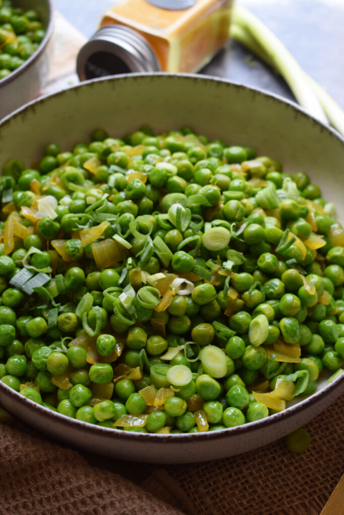 Close up of Indian spiced peas.