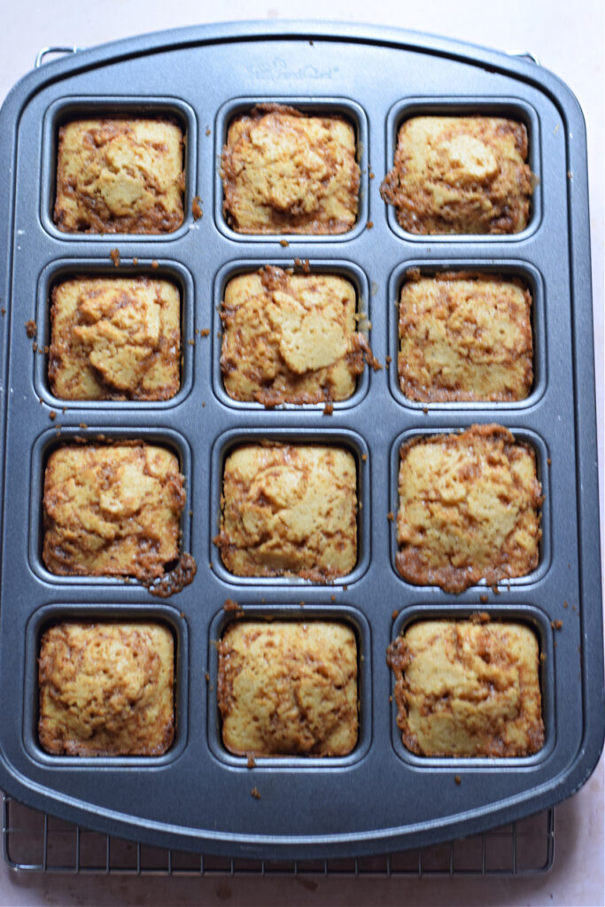 Baked cinnamon cake squares.