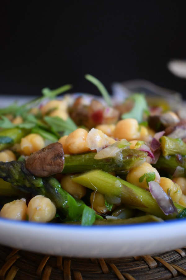vegetable and chickpea salad