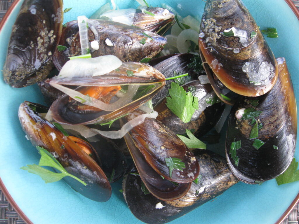 close up of the Moules Mariniere