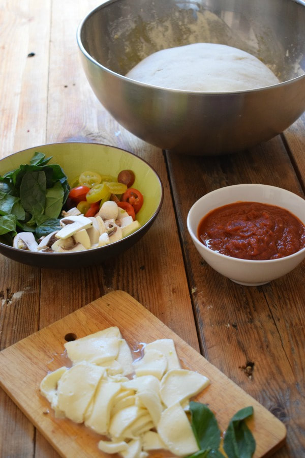 Fresh ingredients to make the Loaded Vegetable Pizza