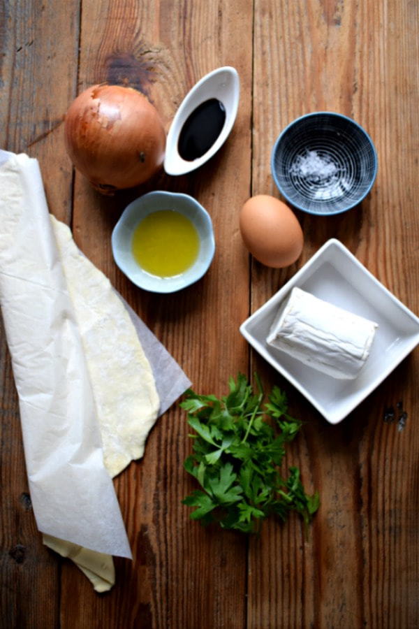 ingredients to make caramelized onion tarts