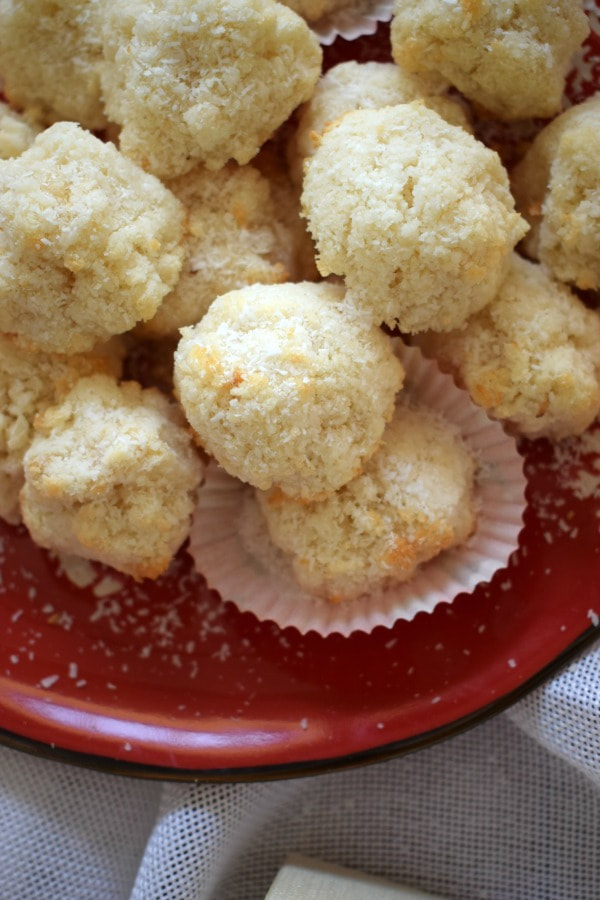 close up of the coconut macaroons