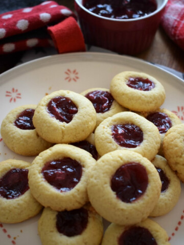 close up of the jam thumbprint cookies