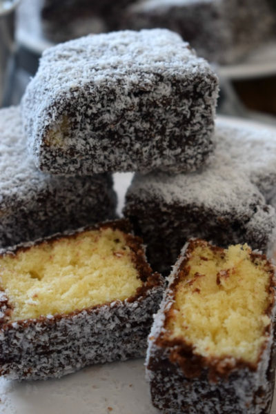 Lamingtons - Julia's Cuisine