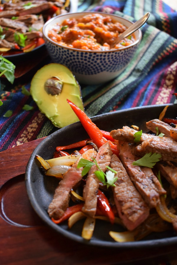 spicy steak fajitas with roasted tomato salsa
31 dinner recipes under 500 calories