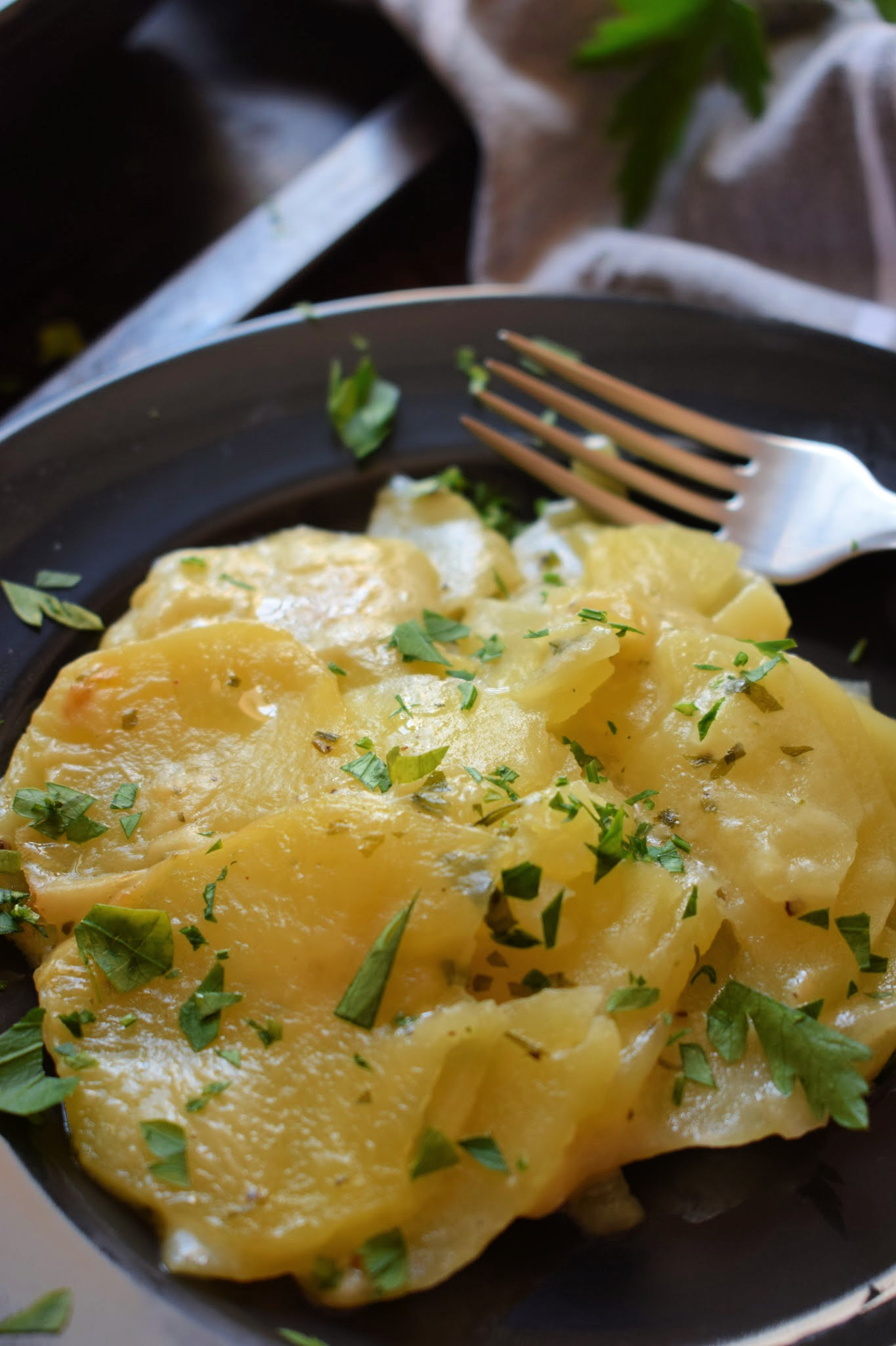 Old Fashioned Scalloped Potatoes - Julia's Cuisine