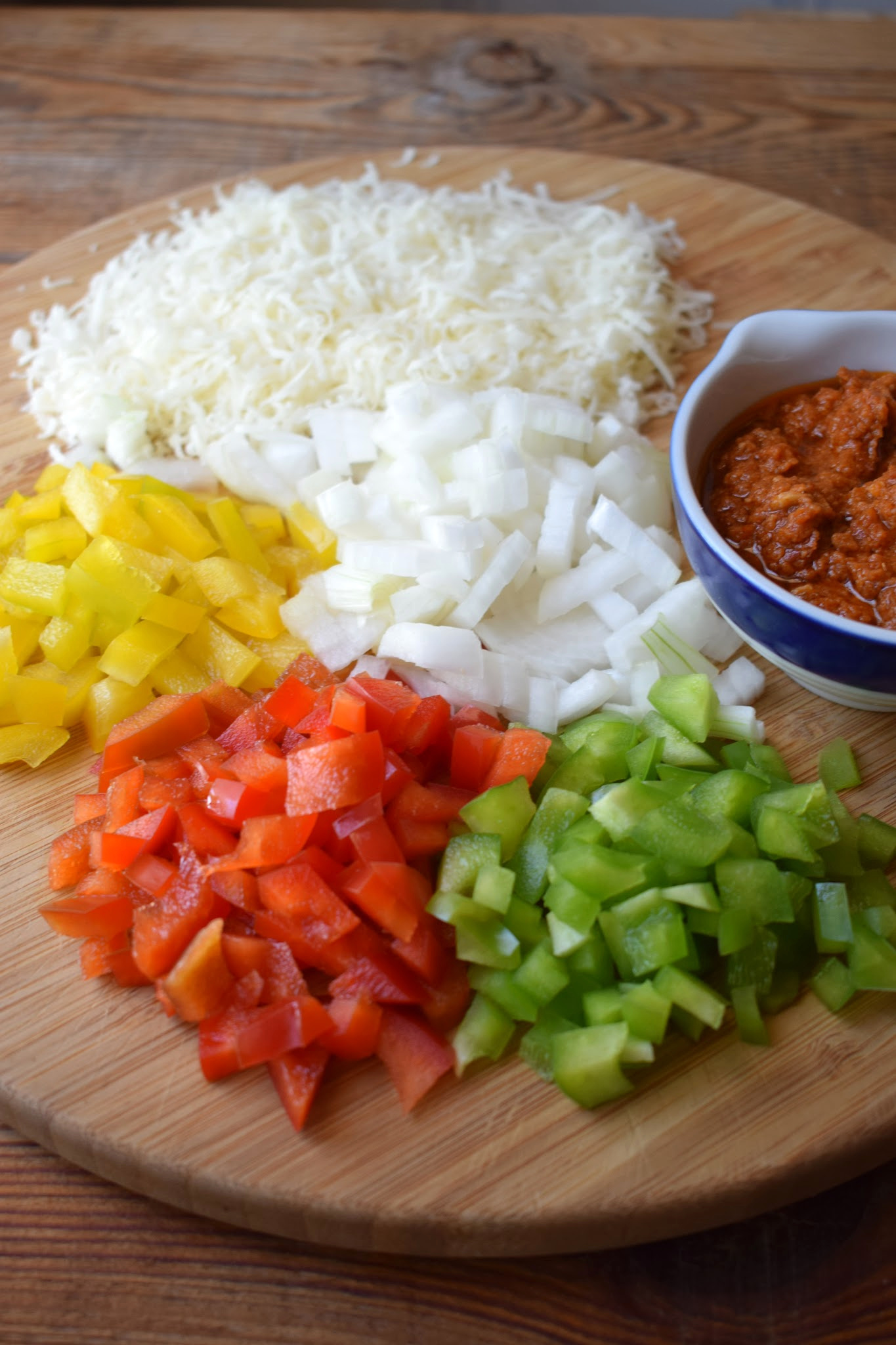 Easy Red Pesto Pasta Salad - Julia's Cuisine