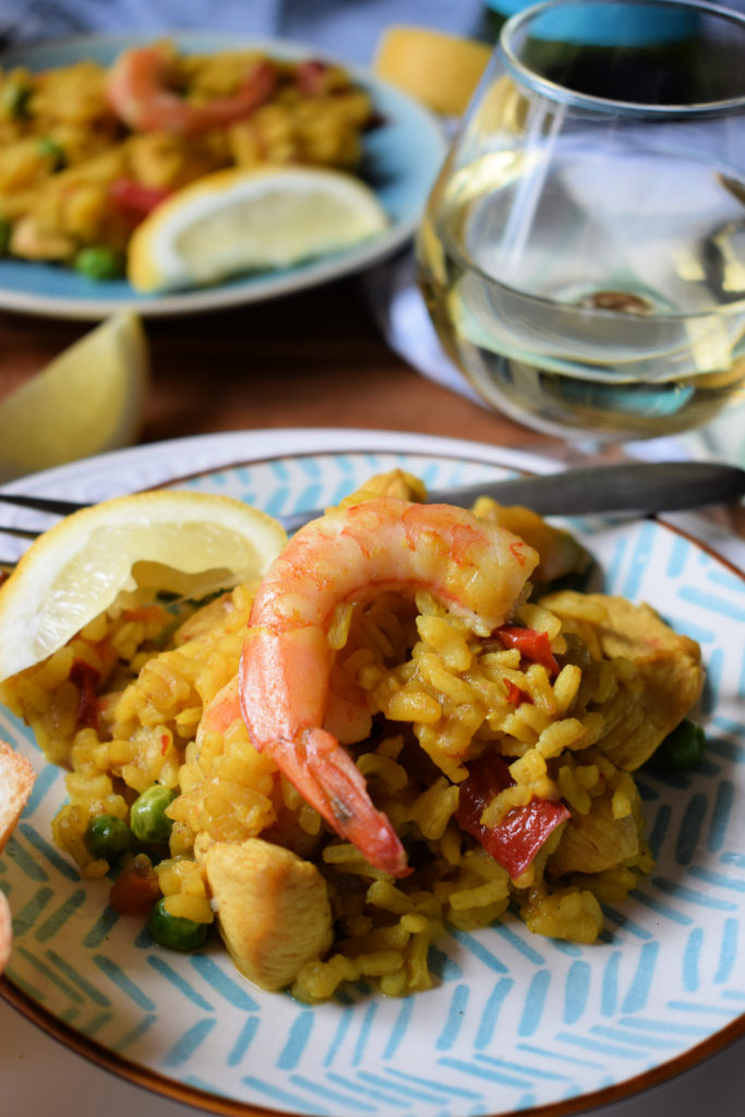 chicken and shrimp paella
31 dinner recipes under 500 calories