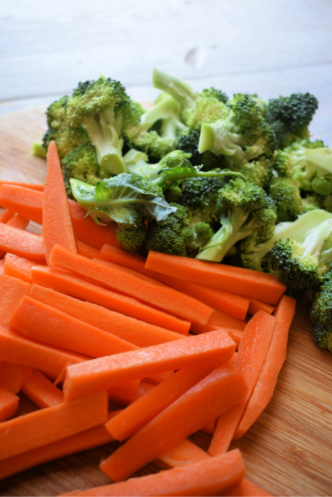 chopped carrots and broccoli