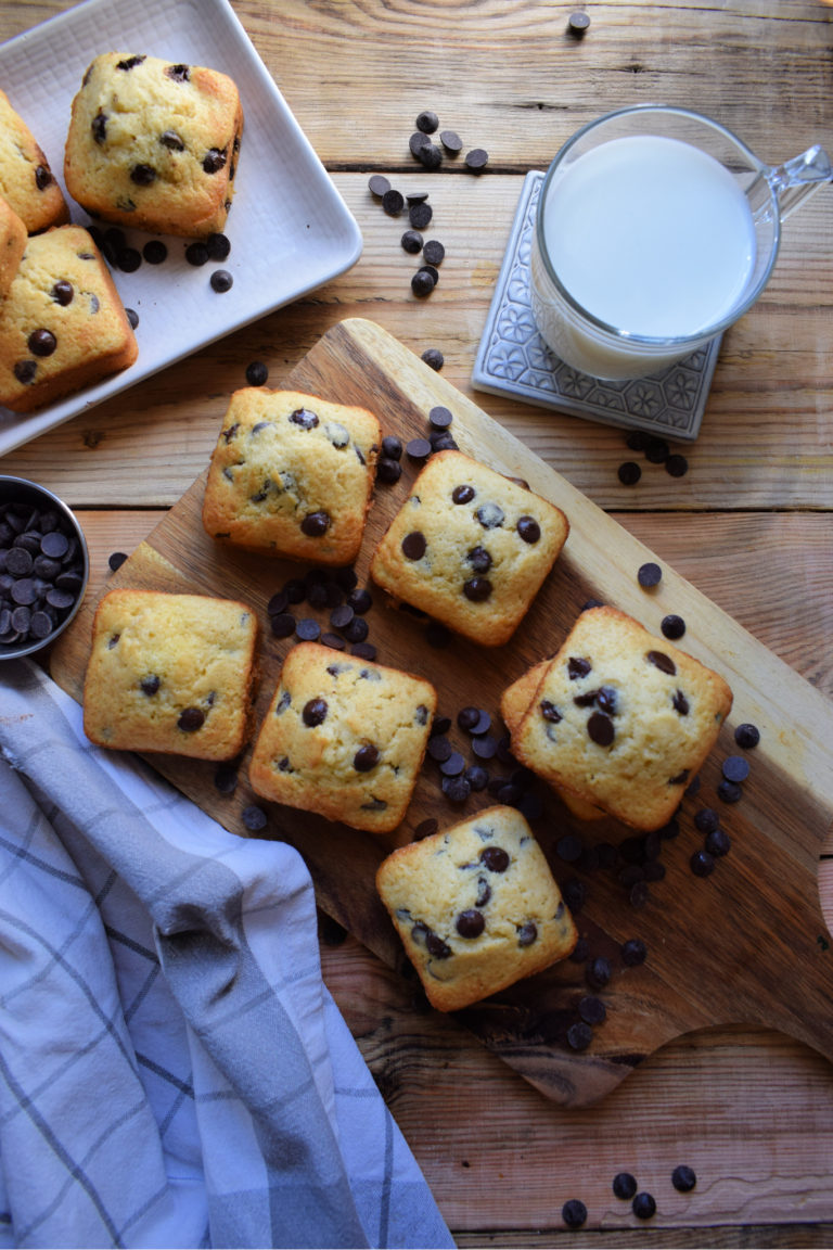 Chocolate Chip Cake Squares - Julia's Cuisine