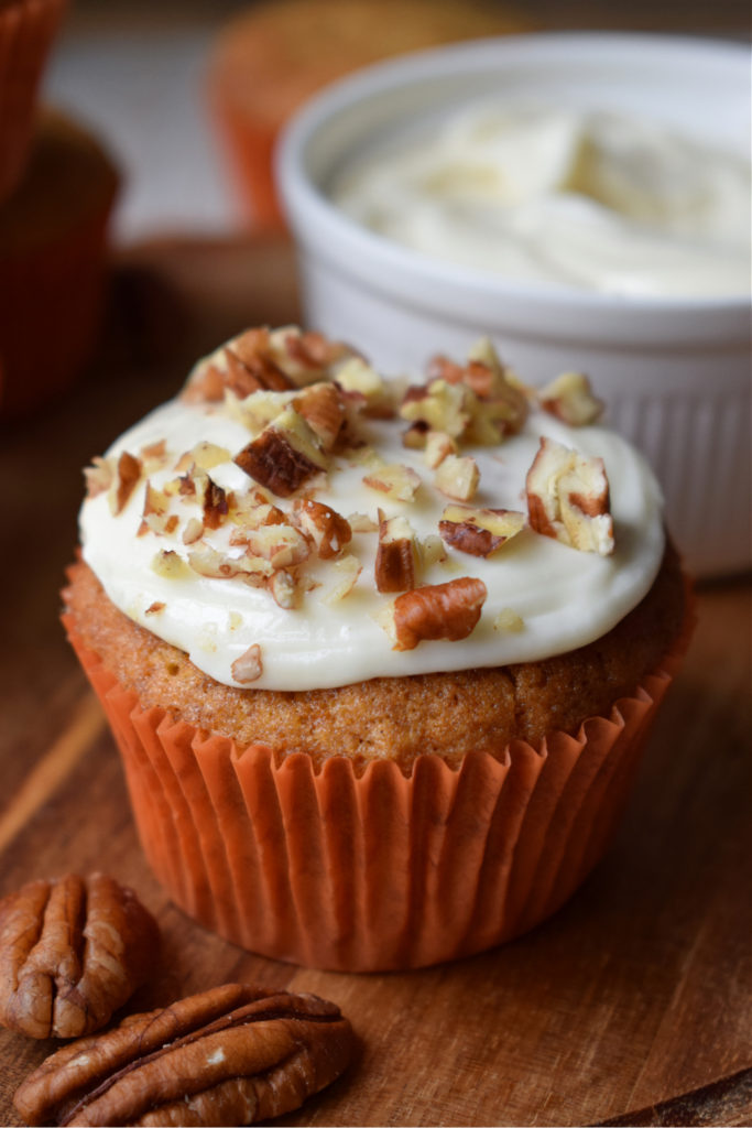 close up of the pumpkin cupcakes 