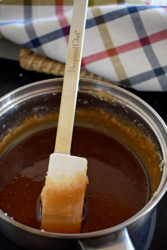 making caramel in a saucepan