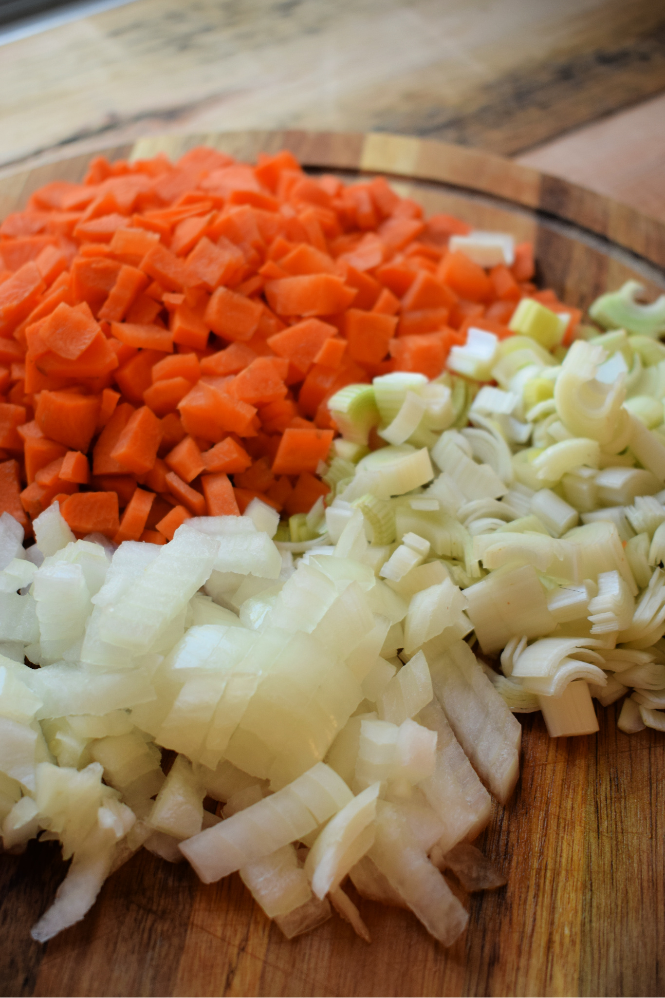 Slow Cooker Chicken Noodle Soup - Julia's Cuisine