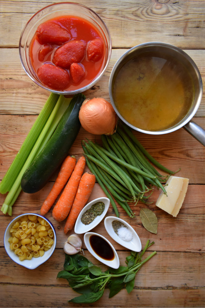 Ingredients to make slow cooker minestrone soup