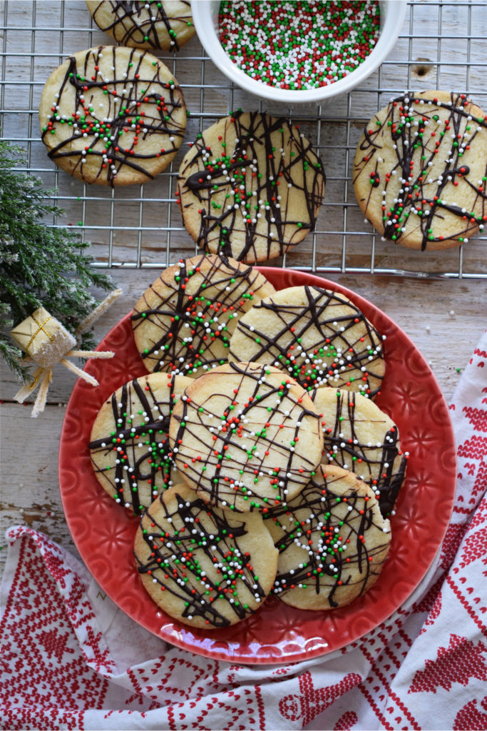chocolate drizzled shortbread