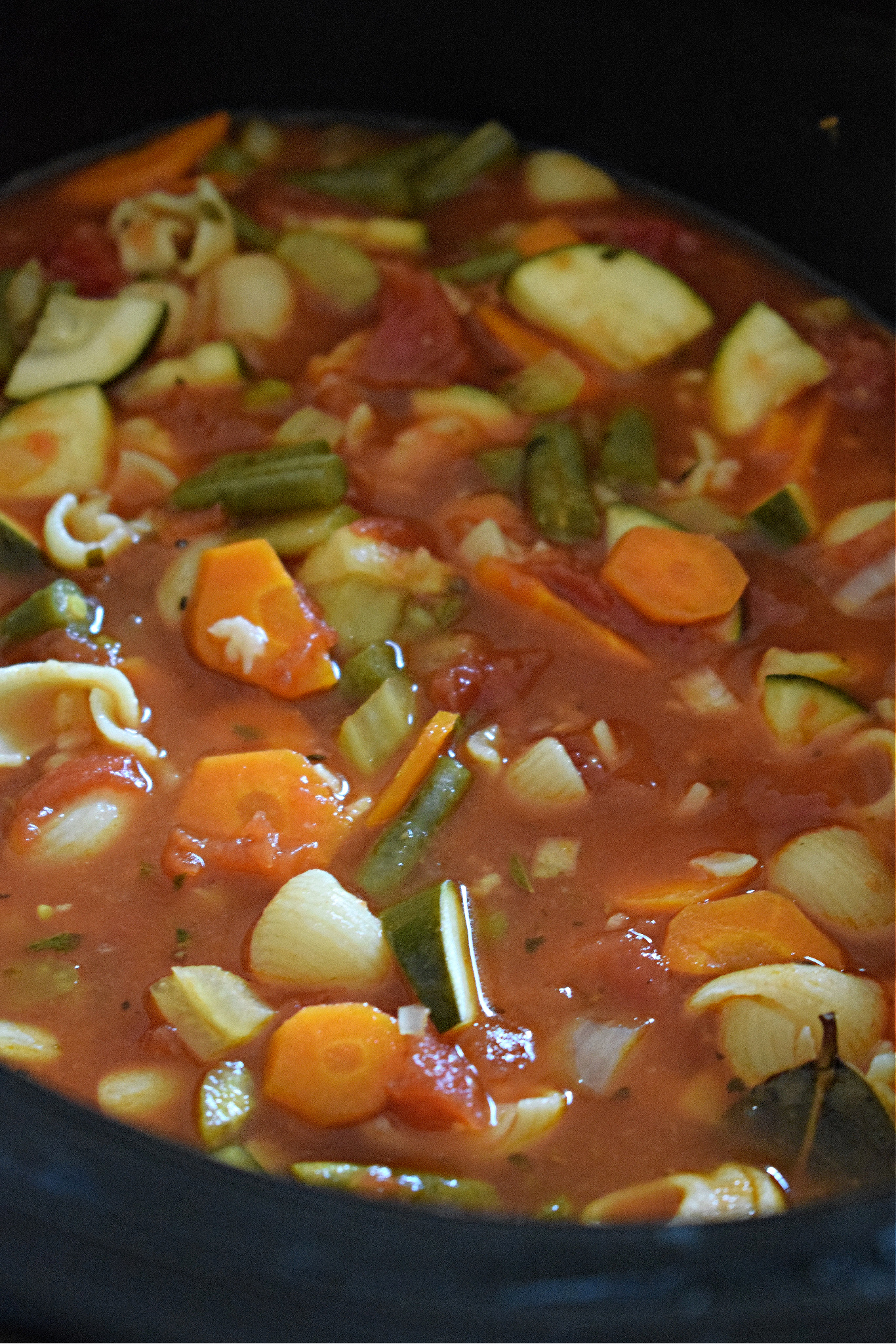 Slow Cooker Minestrone Soup - Julia's Cuisine