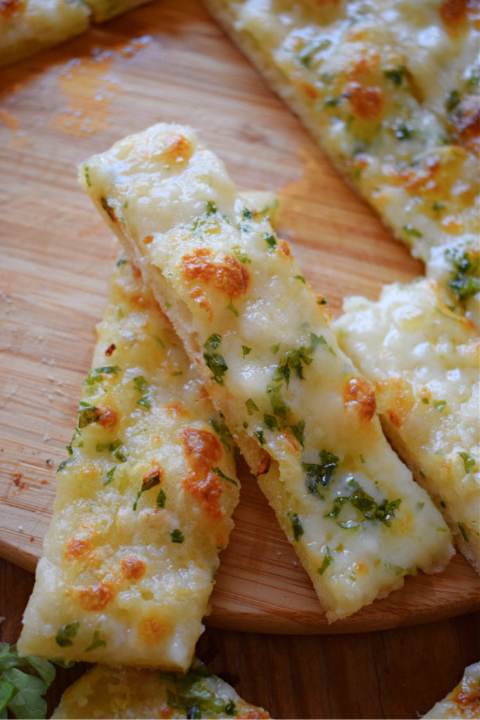 close up of the cheese garlic fingers
