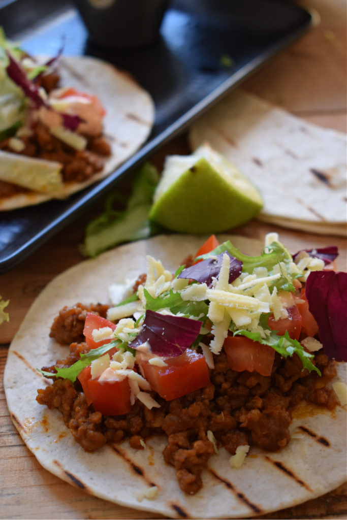  Pork tacos with sriracha mayo