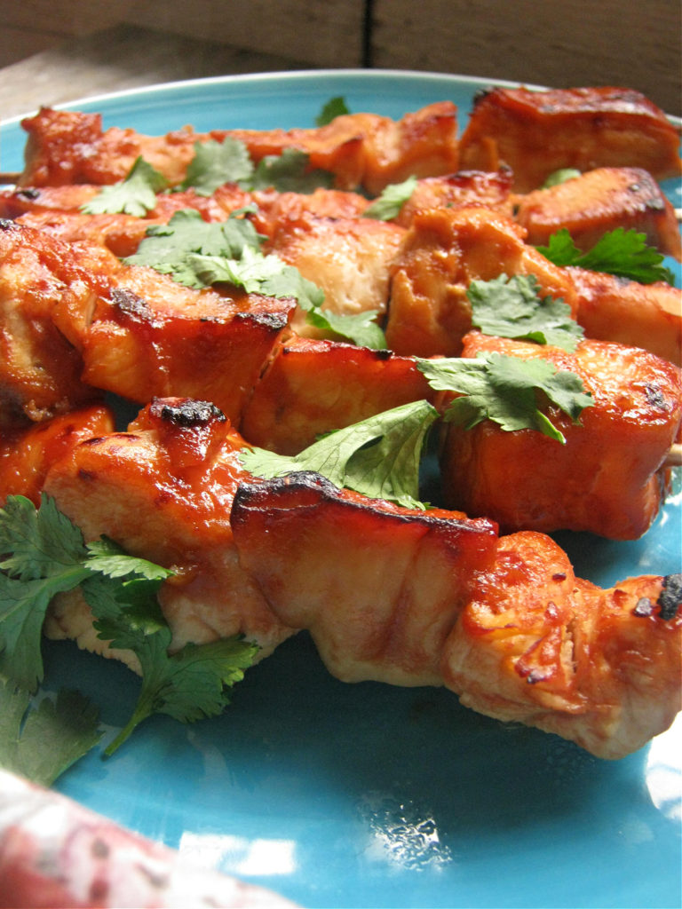 close up of the sweet and spicy chicken kebabs