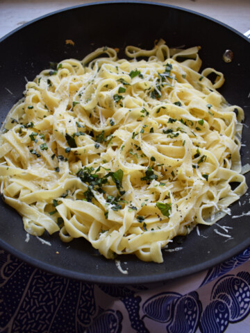 the 5 ingredient tagliatelle in a skillet