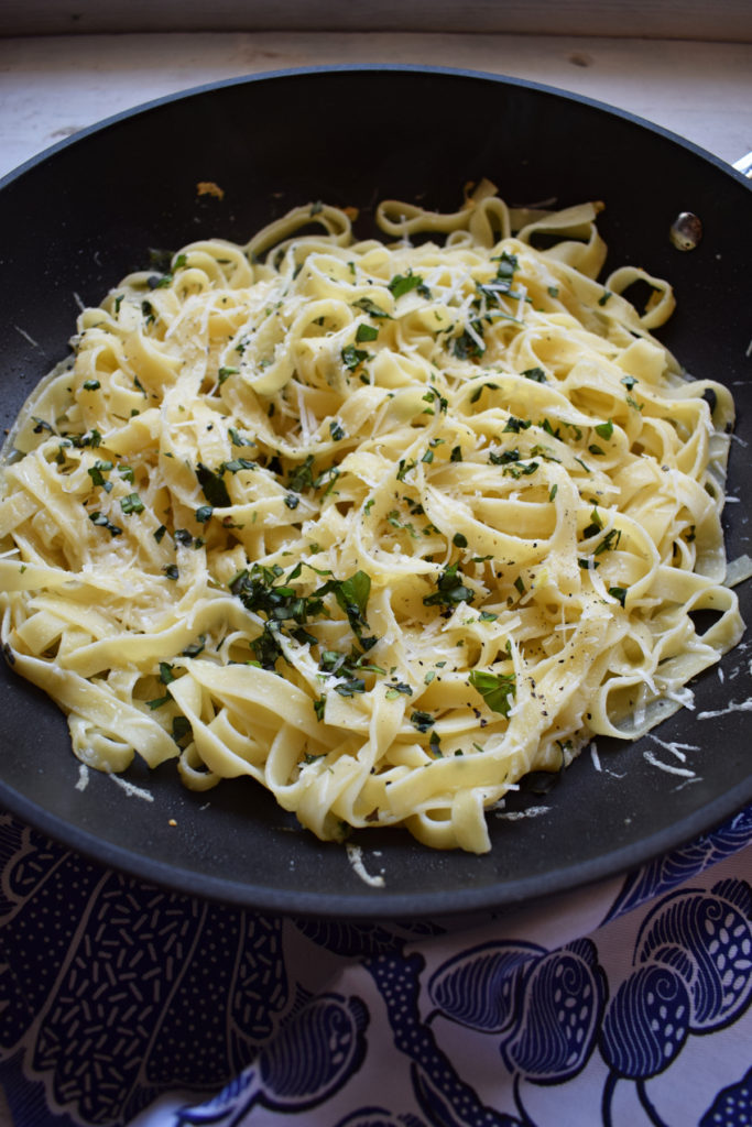 the 5 ingredient tagliatelle in a skillet