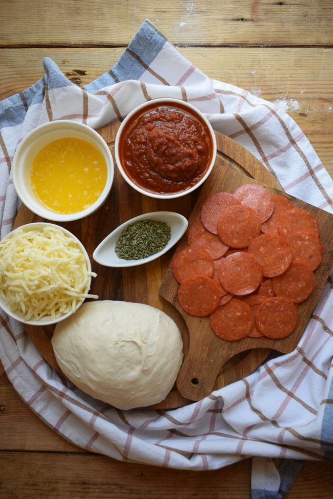 ingredients to make the homemae pepperoni calzones