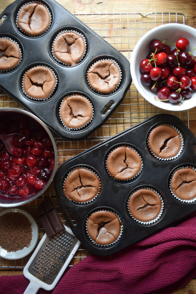 baked chocolate cheesecakes