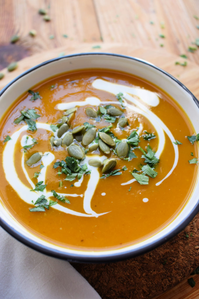 SPICED ROASTED SQUASH SOUP IN A BOWL