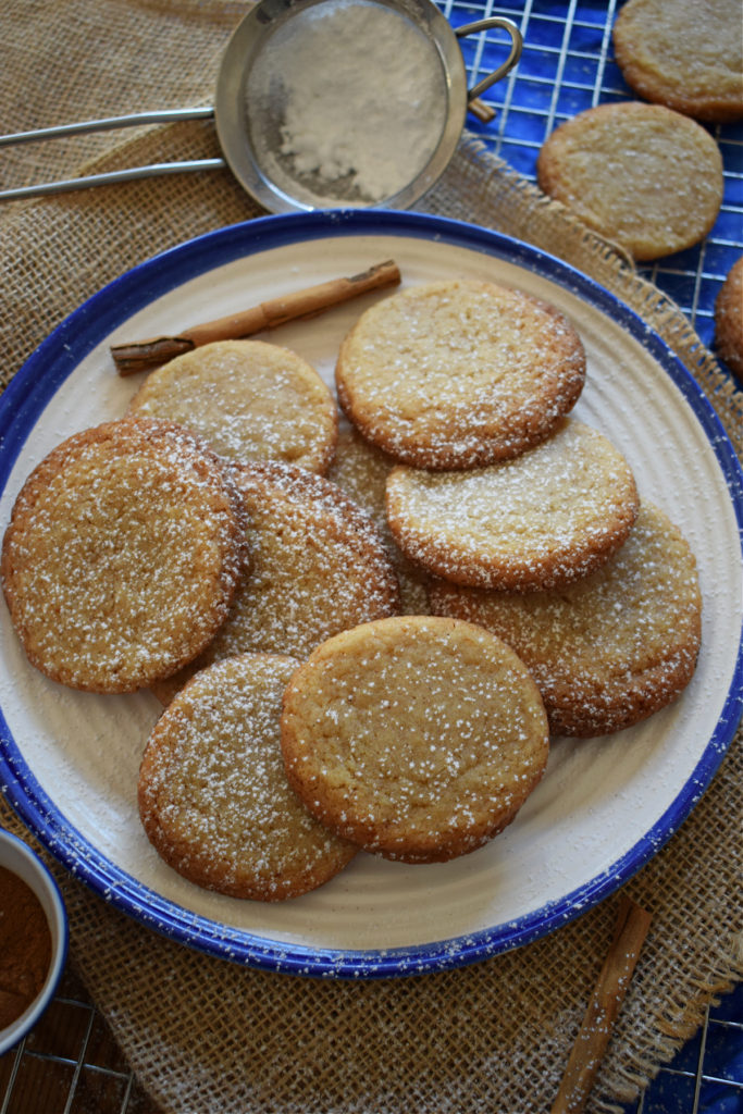 cinnamon spice cookies on a plate