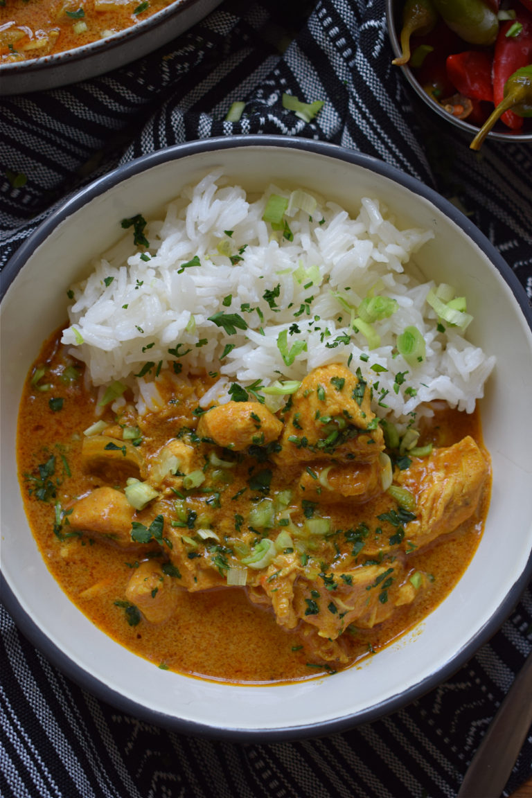 Slow cooker Curry Chicken With Coconut Milk - Julia's Cuisine
