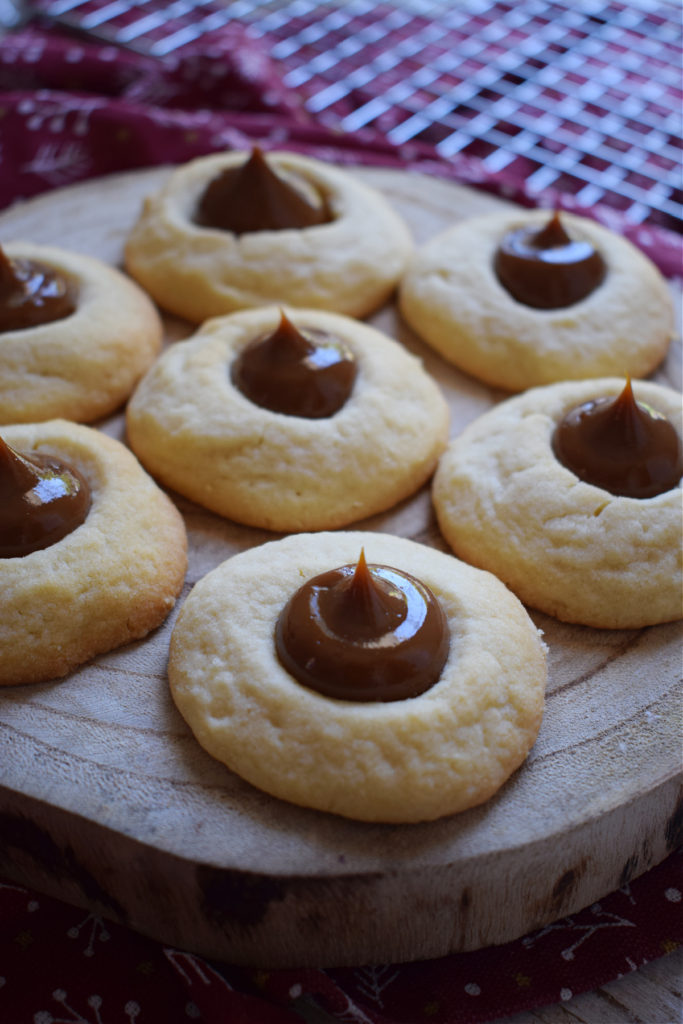 dulce de leche thumbprint cookies using