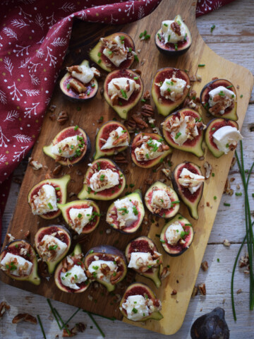 figs and goat cheese appetizer on a serving platter