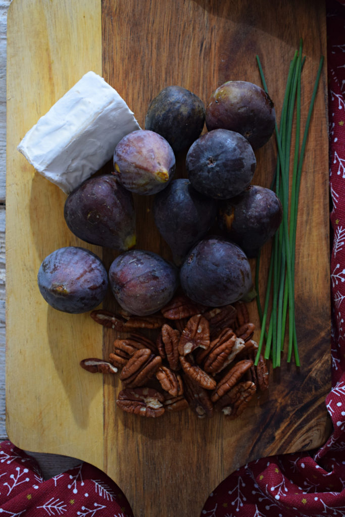 Ingredients to make the Figs iwth Goat Cheese and Pecans