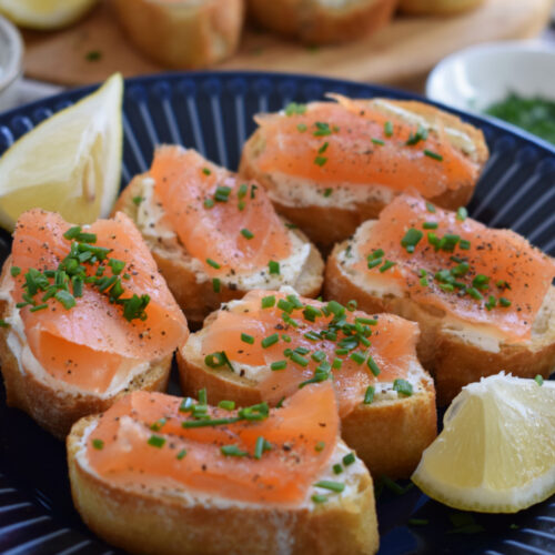 Smoked Salmon and Dill Cream Cheese Toast - Babushka Cooking