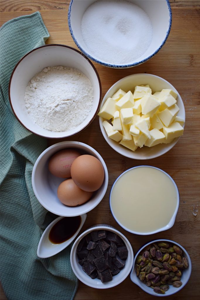 Ingredients to make the brownies