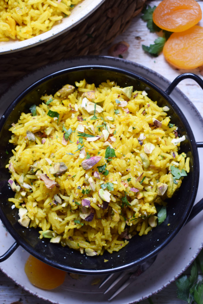 Moroccan Pilaf Rice in a black bowl.