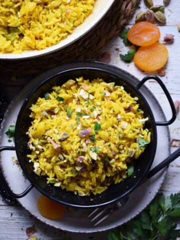 Moroccan Pilaf rice in a bowl.