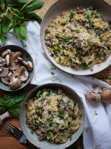 Mushroom and Spinach Risotto in bowls