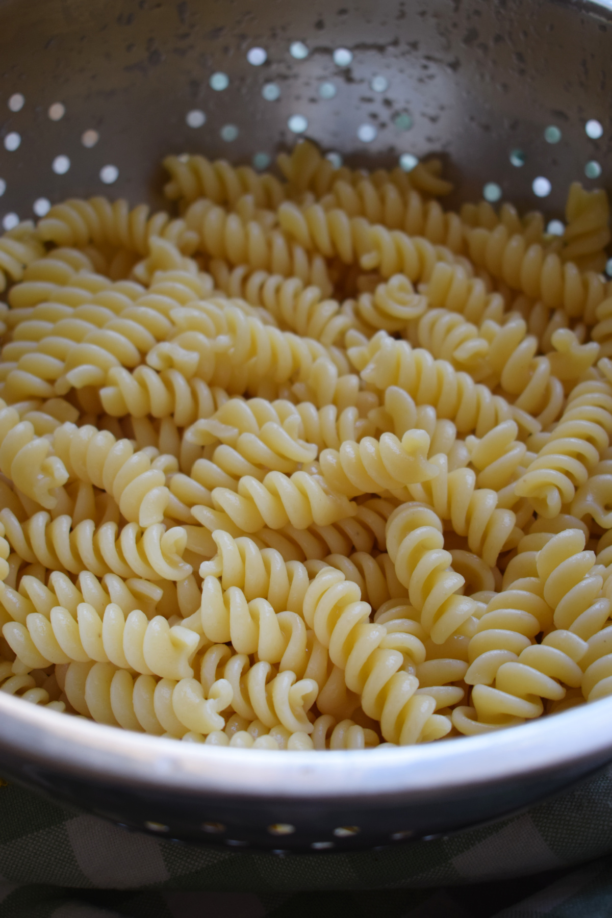 Bacon Tomato Pasta Salad - Julia's Cuisine