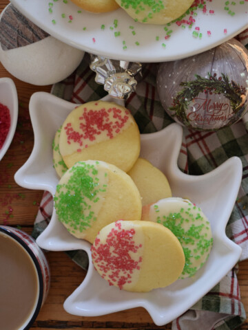 Christmas cookies in a Christmas dish.