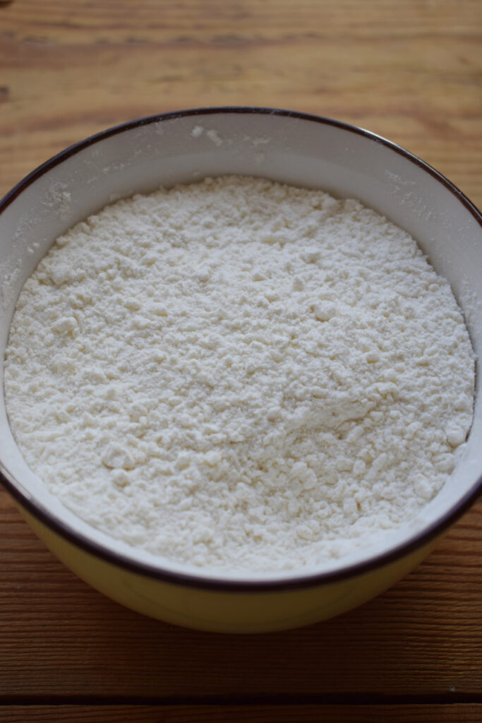 Flour and coconut in a bowl.