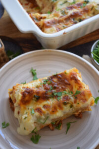 Beef cannelloni on a plate.