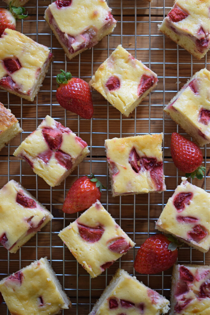 Vanilla Cake Squares with strawberries