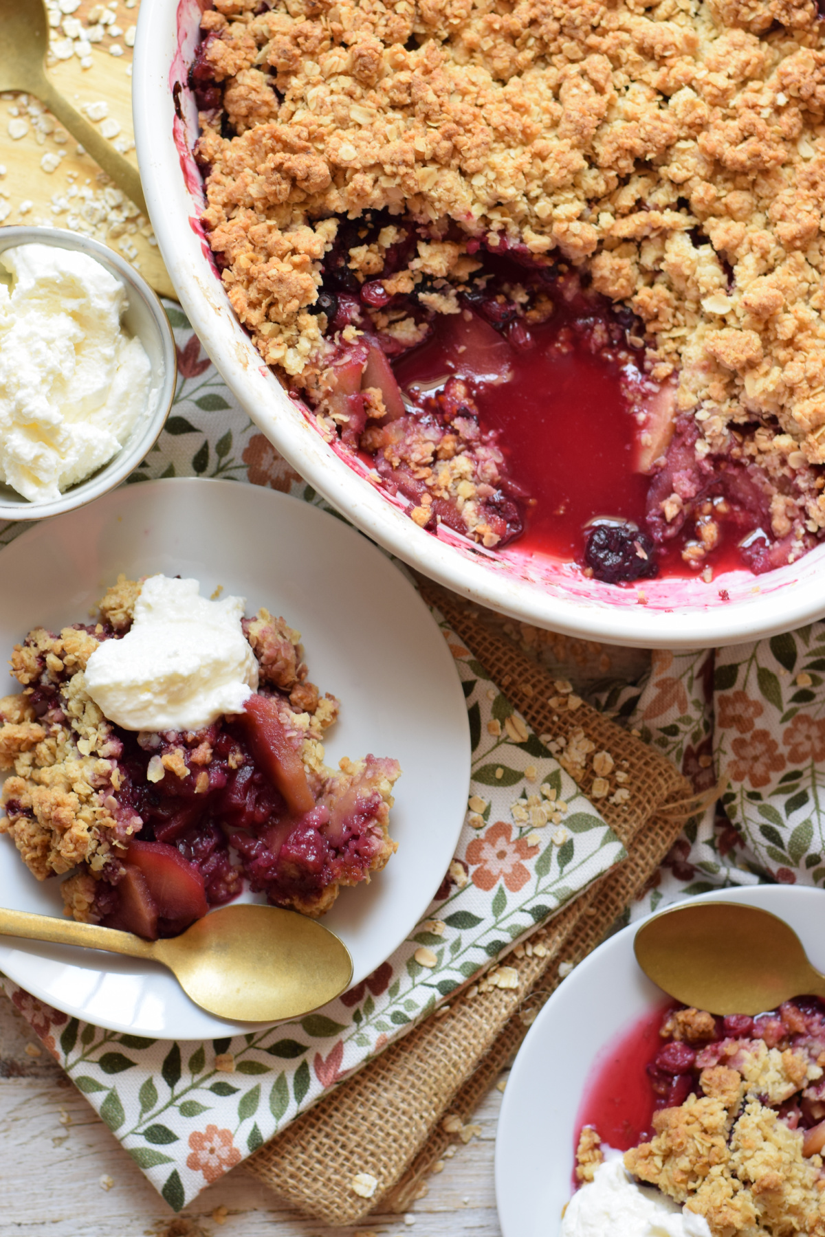 Mixed Berry and Apple Crisp - Julia's Cuisine