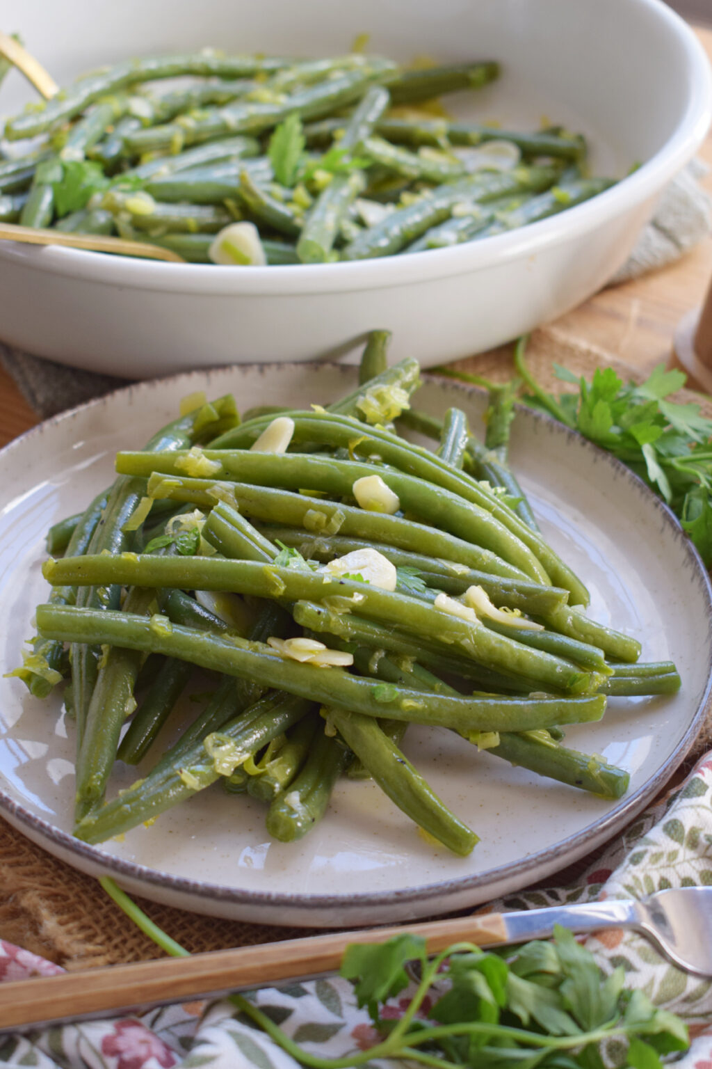 Garlic Sauteed Green Beans - Julia's Cuisine