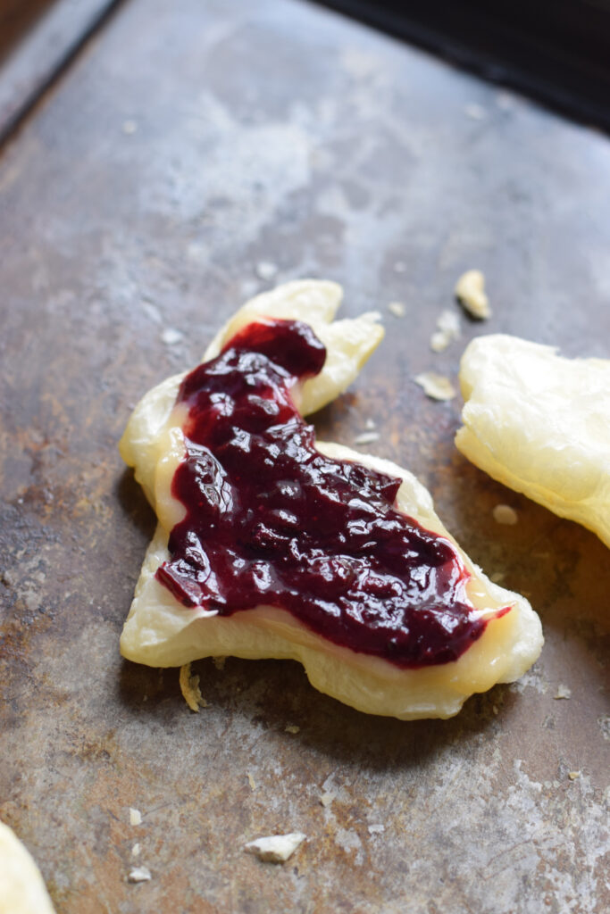 Puff pastry filled with blueberry compote.