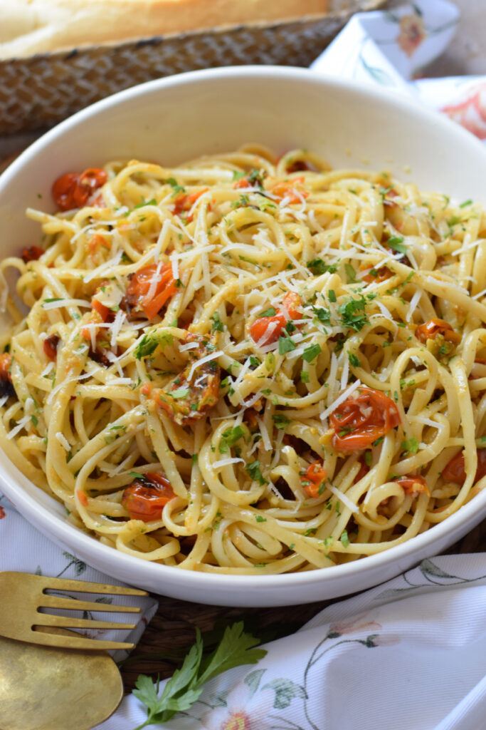 Close up of roasted tomato pasta.