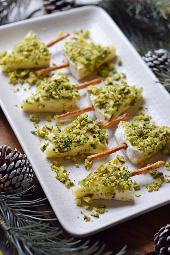 Christmas tree cheese appetizers.